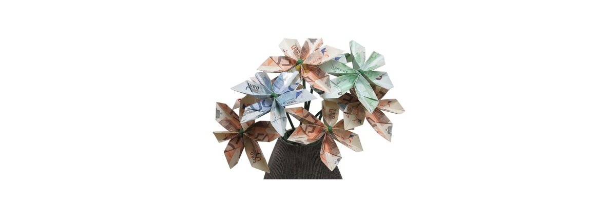Gift Wrapping – Make Your Gifts a Real Eye-Catcher - Gift Wrapping – A Small Challenge